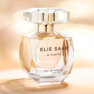 Elie Saab Le Parfum Edp 50ml - Vivid Glow